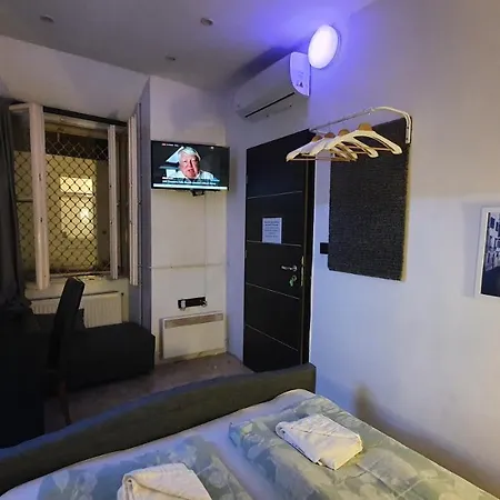 Littlepanther Apartment